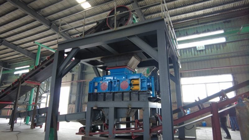 Gold ore crusher customer site