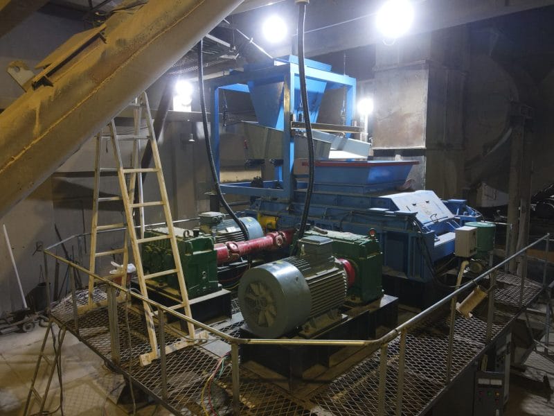 Adjustable Roll Gap Double Roll Crusher – Production Site