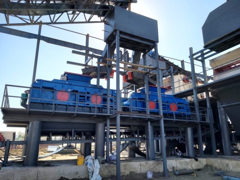 Hydraulic Double Roller Crusher