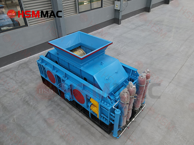 What are the advantages of roll crusher?