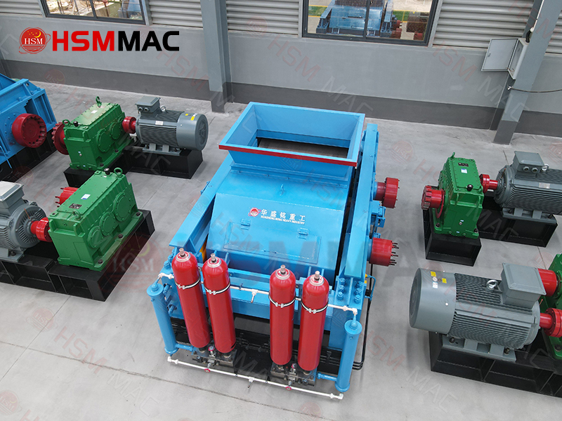 Sea salt roller crusher