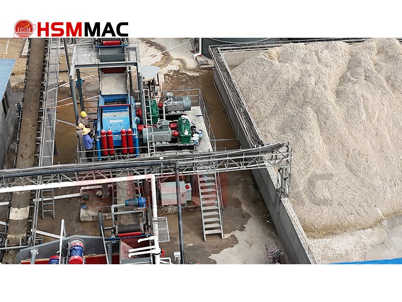 Double-roller sand making machine site