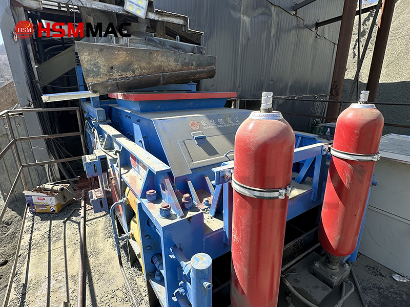 Huashengming Hydraulic Double Roll Crusher Huashengming Hydraulic Double Roll Crusher