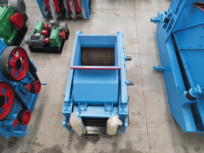 Double Tooth Roll Crusher