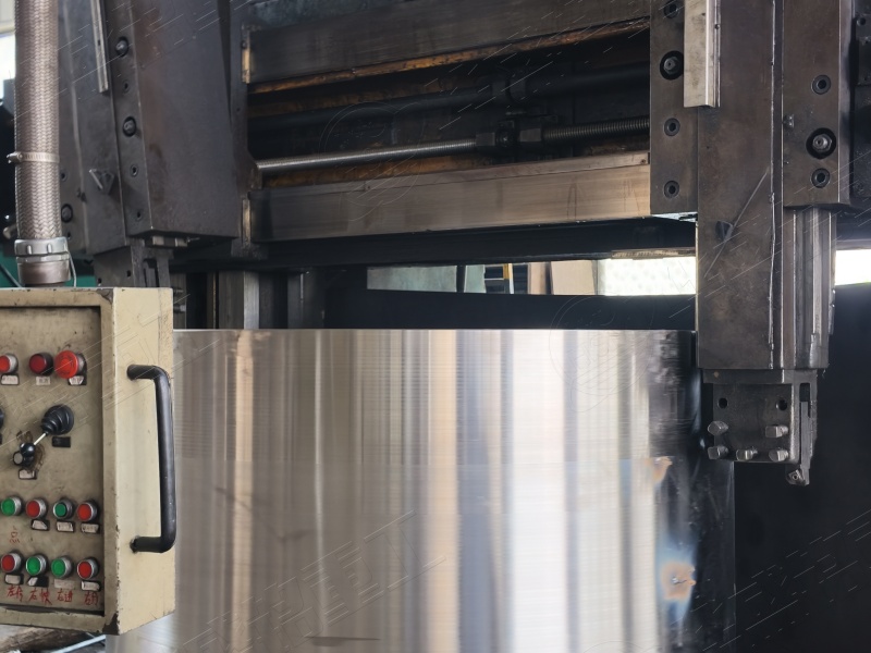 Huashengming Roll Shell Turning Device: Giving Worn Roll Shells a New Life, Reducing Costs and Increasing Efficiency for Sand & Gravel Plants and Mining Enterprises