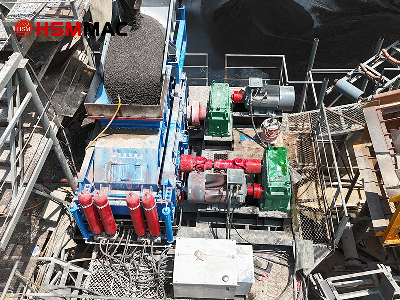HSM 2PGY2000×1200 Heavy-Duty Hydraulic Double Roll Crusher HSM 2PGY2000×1200 Heavy-Duty Hydraulic Double Roll Crusher